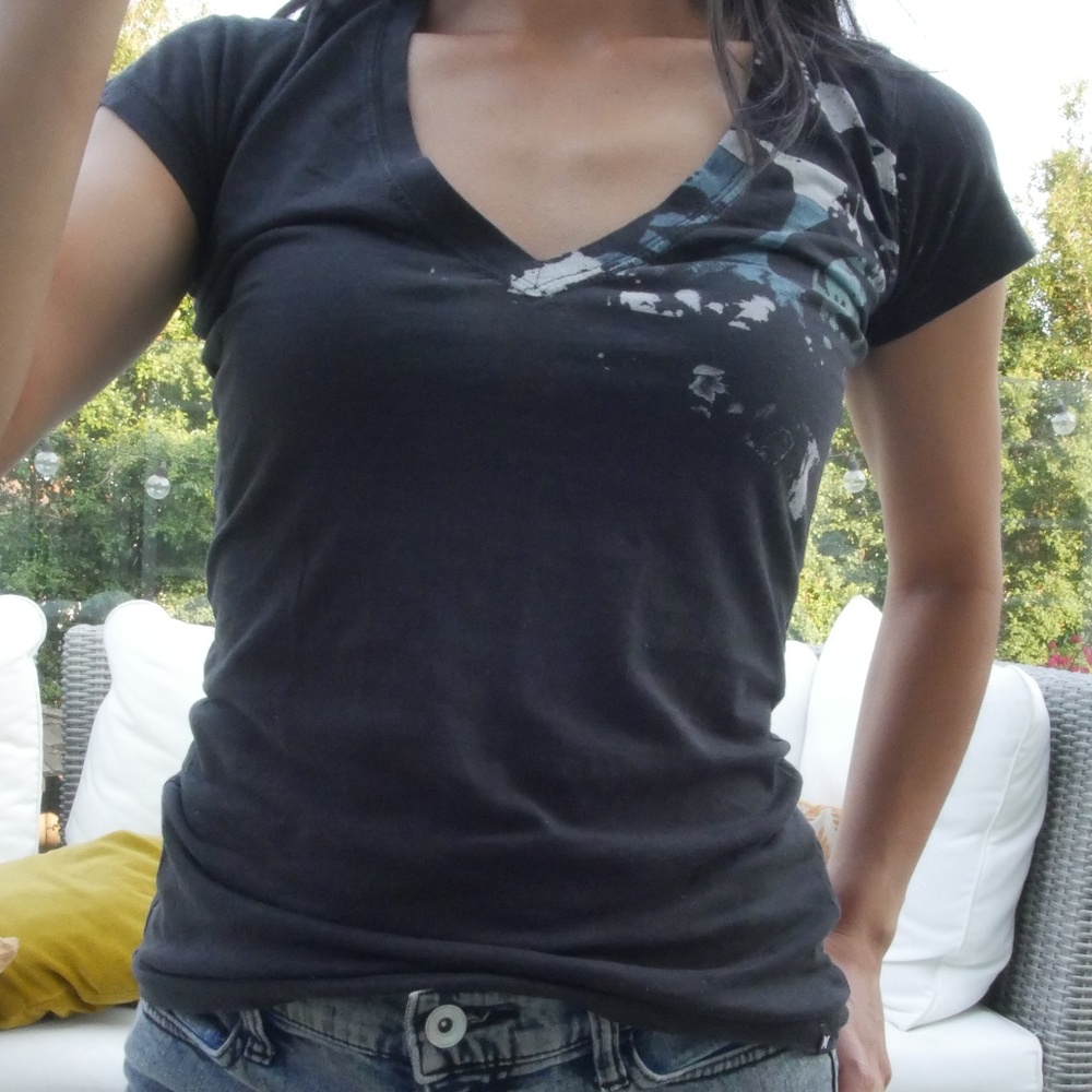 Black Hurley V Neck